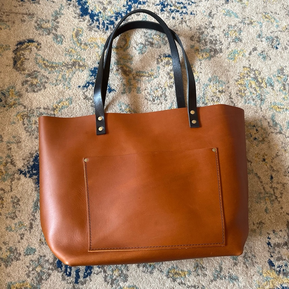 NEW 🦄 PLG Large Classic Tote 🦄